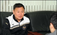 허정무 감독 "차출 논쟁, 기술위원회가 문제"