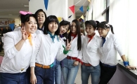 <써니>, <조선명탐정> 제치고 올해 최고 흥행작