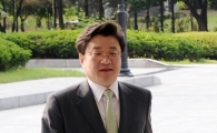 [포토]김준규 검찰총장의 출근길