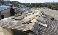 인도인, '7달러짜리 석면지붕'에 서서히 죽어간다