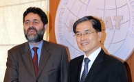 [포토]악수 나누는 한-EU FTA 수석대표