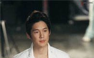 [타임라인] <넌 내게 반했어> 송창의 촬영 사진 공개 
