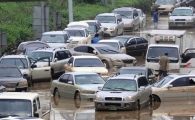 [포토]모습 드러낸 올림픽대로 침수차량