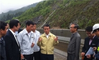 [동정]권도엽 국토부 장관, 우면산 수해지역 방문
