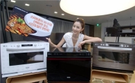 스마트폰으로 요리하는 'LG 디오스 광파오븐'..세계최초