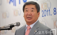 [포토] 인사말 하는 구본능 KBO 신임 총재