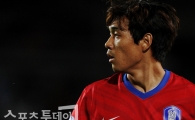 박주영, 아스날 데뷔전 또 연기..UCL 결장