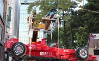 세상에서 가장 빠른 F1 車 명동에 떴다