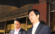 [포토] 교육청 나서는 곽노현 교육감