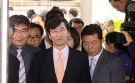[포토]법원 들어서는 곽노현