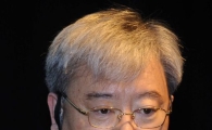 [포토]목 타는 김석동 위원장