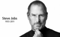 애플사의 창업자 스티브 잡스, 56세의 나이로 사망
