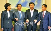 [포토] 서울시의회 찾은 박원순 후보