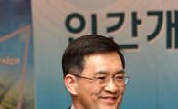 권오현 사장 "애플 소송과 부품 협력은 별개" 