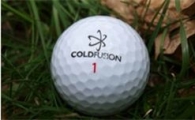 추운 날씨에 '즉효 골프공'