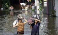 [포토]태국, 50년 만의 홍수로 방콕 침수 위기 