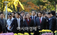 [포토] '시장의 첫 발걸음'