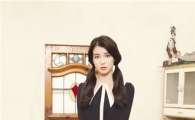 IU dominates online music charts with new song 