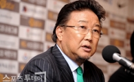 [포토] 챔피언결정전 출사표 던지는 경희대 최부영 감독