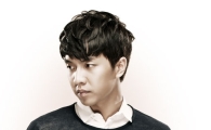 Lee Seung-gi to release Japanese album in Mar 2012 
