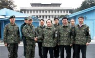 [포토뉴스]김봉수 KRX 이사장, 전방부대 위문방문