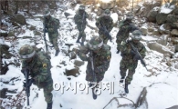 육군장병 60시간 잠 재우지 않고 철야훈련