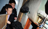 [포토] 쪽방촌 찾은 박원순 시장