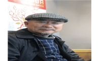 기하학 추상화가 김재관|보이지 않는 세계를 상징으로 재해석하고 싶었다