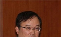 만보기 찬 중진공 이사장..'소통' 강조한 까닭은