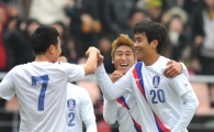 '멀티골' 이동국, 최강희호 데뷔전서 화려한 부활