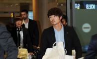 [포토] 오재원 '멋진 콧수염과 함께 귀국'
