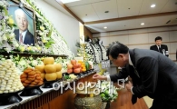 [포토] 분향하는 박 회장