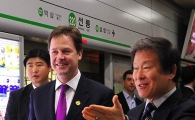 [포토] 한국 민생 탐방 중?