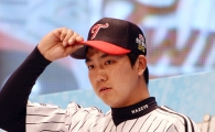 [포토] LG 신인 조윤준 '미디어데이 긴장되네요~'