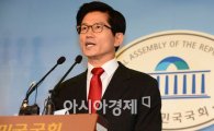 [포토] 김문수 "대선 출마는 오래전부터 생각했던 일"