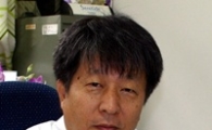 아프리카 우간다에 인술 펼치던 60대 교수, 결국...