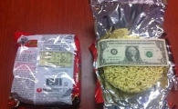라면봉지 뜯었더니 거액의 돈이…"이럴수가"