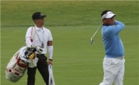 [골프토픽] 이상철 "내가 최경주 캐디야~"