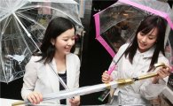 [포토]엘리자베스 여왕이 사랑한 우산?