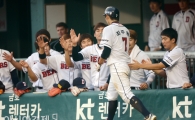 [포토] 최주환 '밀어내기 볼넷으로 득점 성공!'