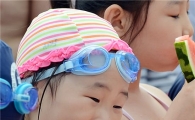 [포토]더위엔 수박이 최고야!