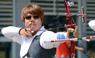 [올림픽]김법민, 양궁 男 개인 라이 꺾고 16강행…64강 우려 씻어
