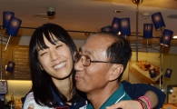 [포토] 한송이 '아빠, 사랑하는 딸이 돌아왔어요'