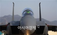 한국무기시장 수출입은 얼마나