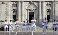 美 해군사관생도 '강남스타일' 패러디 인기