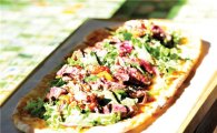 콩가루 피자와 이태리식 파스타 ‘두 음식 이야기’를 음미하다 