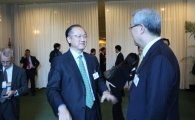 [포토]김용 세계은행 총재 만난 김성환 장관