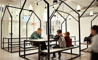 스웨덴의 흔한 초등학교 "비트라 텔레폰플랜 학교"