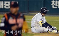 [포토] 김현수 '아쉽다 끝내기 기회'