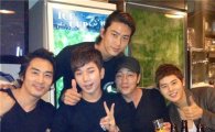 Song Seung-heon, 2PM Ok Taecyeon, MBLAQ G.O. Get Together With “A Company Man”